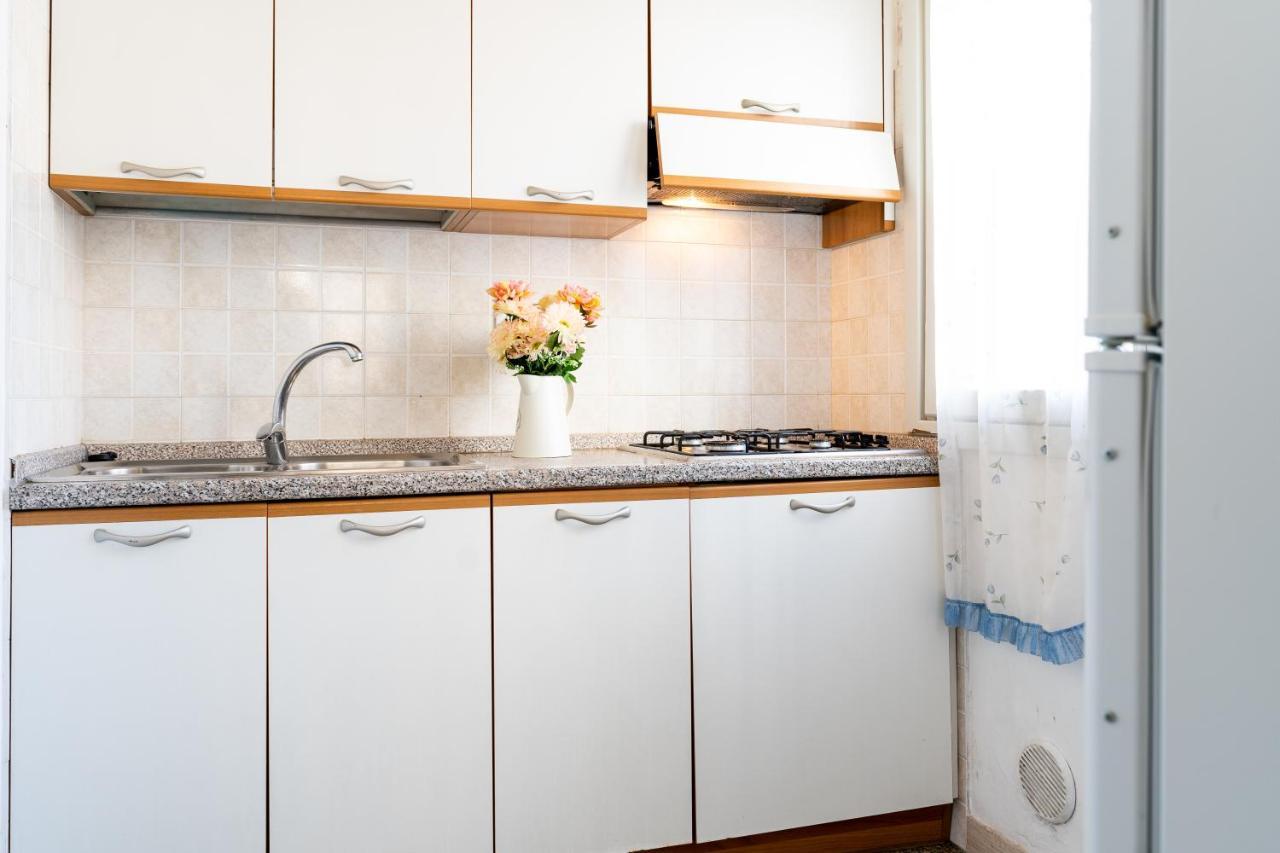 Apartamento Zenith Lido di Jesolo Exterior foto